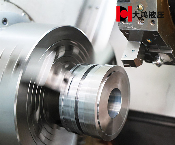 祝賀無錫大鴻液壓自適應(yīng)營銷型網(wǎng)站建設(shè)正式上線